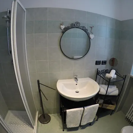 Ca' Dei Vini D'alba Aparthotel