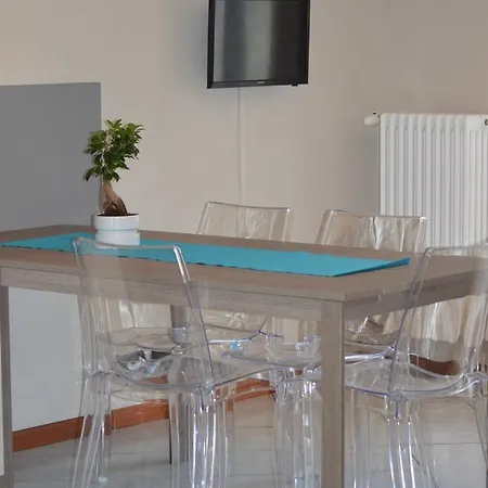 Ca' Dei Vini D'alba Aparthotel *
