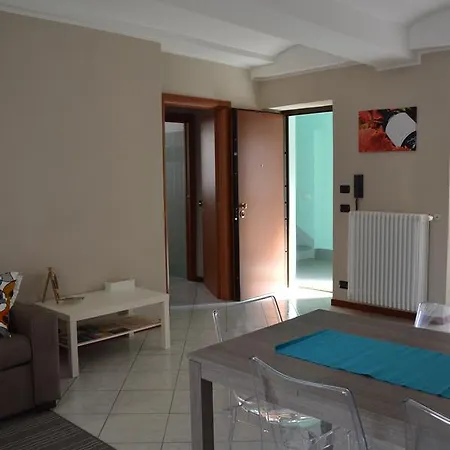 Ca' Dei Vini D'alba Aparthotel