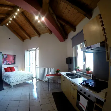 Aparthotel Ca' Dei Vini D'alba Castagnito