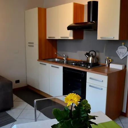 Ca' Dei Vini D'alba Aparthotel