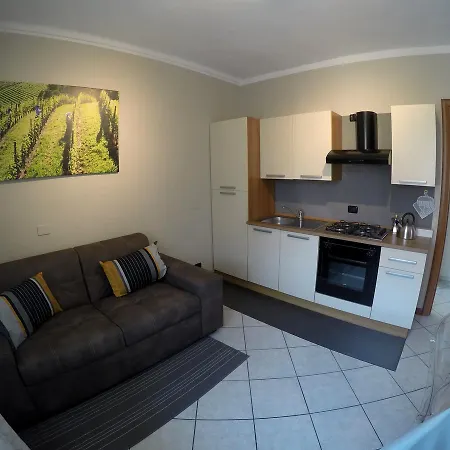 Ca' Dei Vini D'alba Aparthotel *